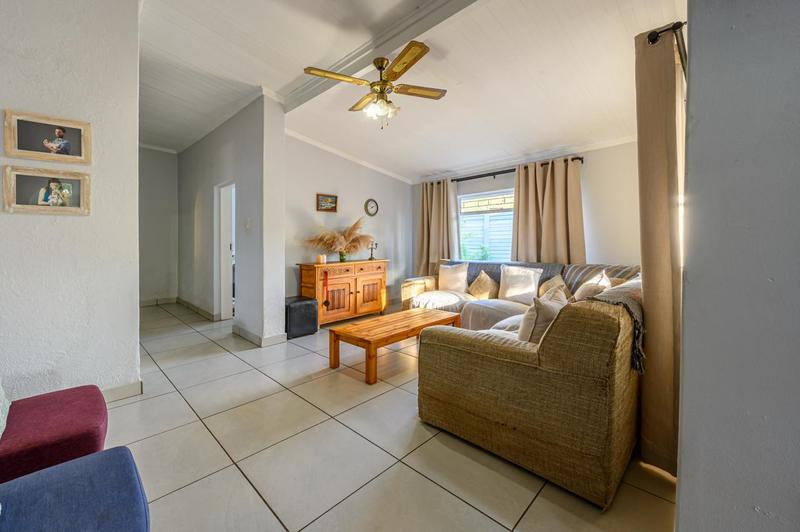 4 Bedroom Property for Sale in Van Der Hoff Park North West